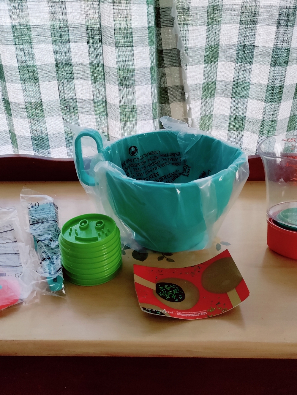 Pampered Chef Kid's Cookie Baking Set